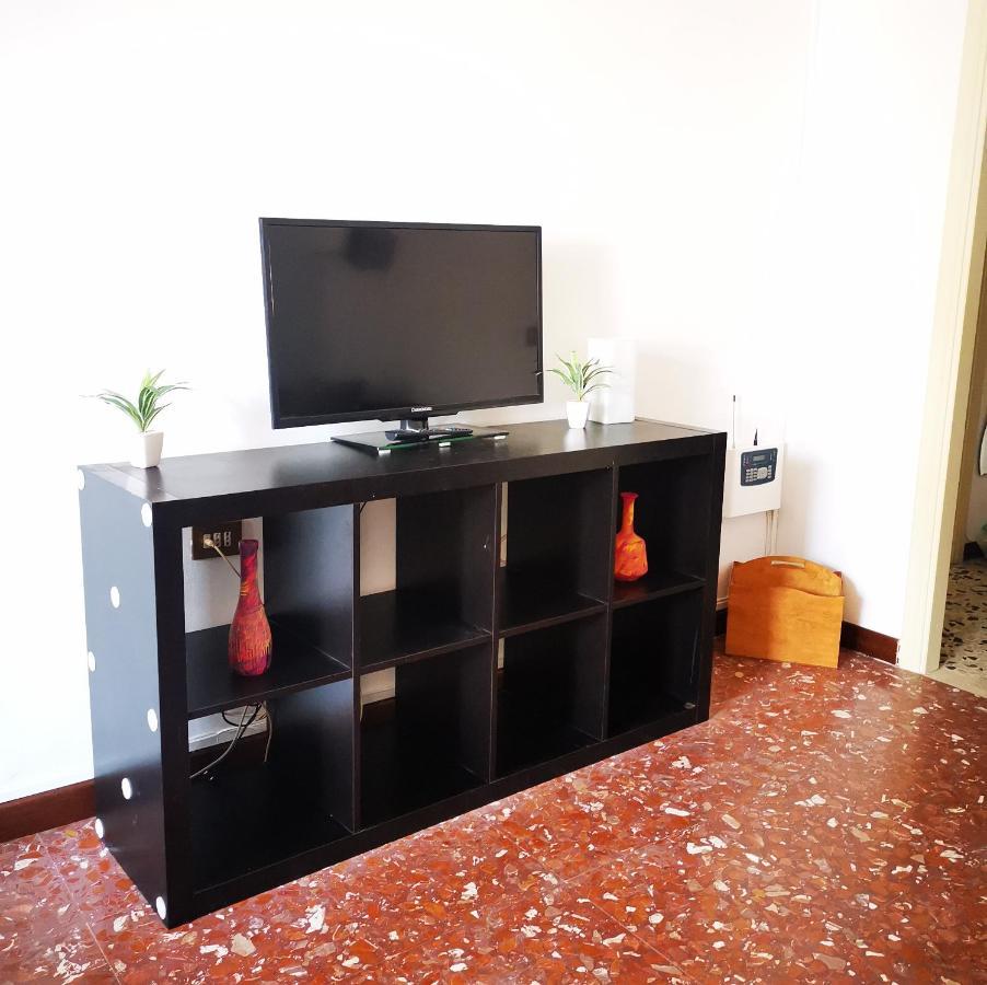 Appartamento Di Sara Рим Екстер'єр фото